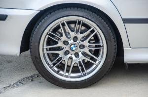 BMW M5 2003 года 